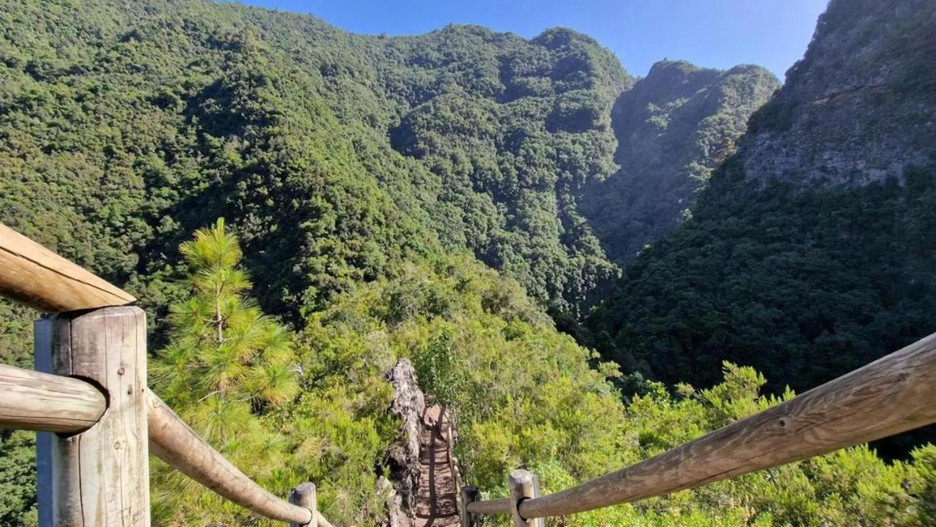 2 Bed Island Retreat-Sleeps 4-5 Min Walk To Beach Lejlighed Santa Cruz de la Palma (Isla de la Palma)