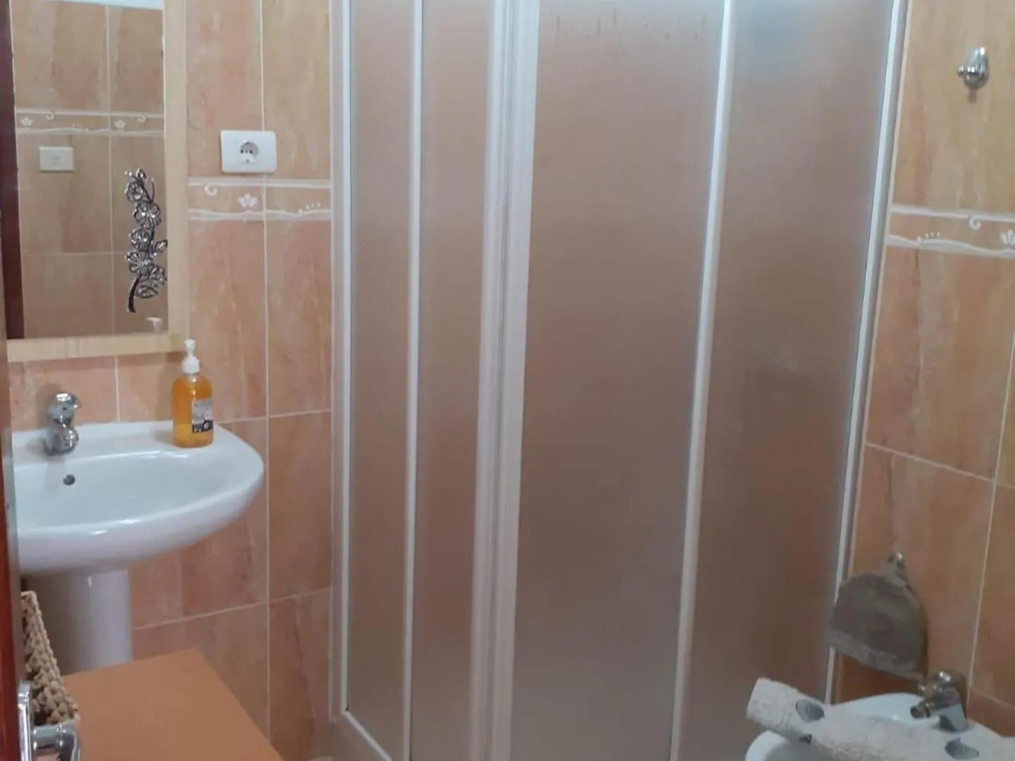 Apartamento 2 Bed Island Retreat-Sleeps 4-5 Min Walk To Beach