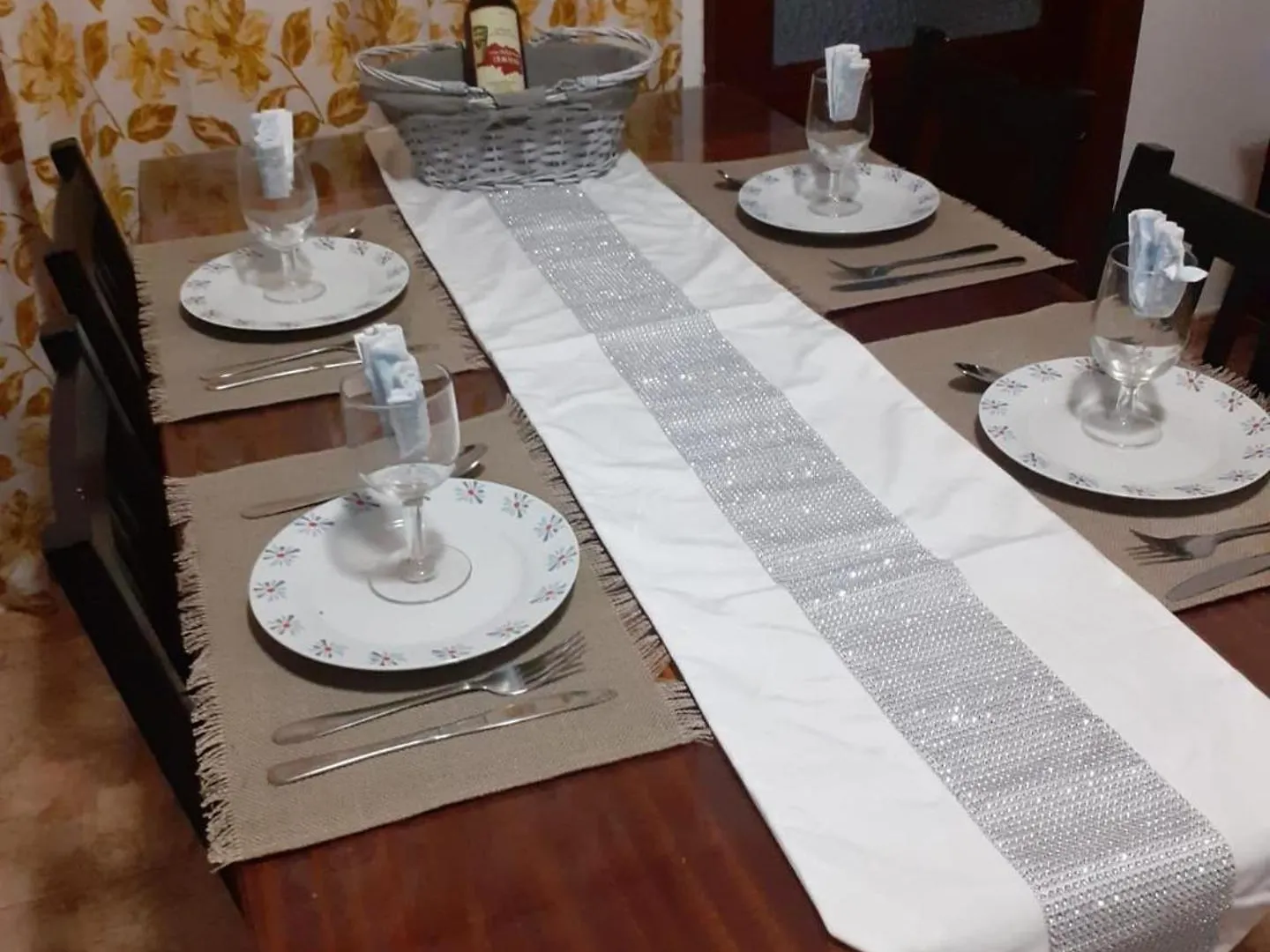 דירה 2 Bed Island Retreat-Sleeps 4-5 Min Walk To Beach